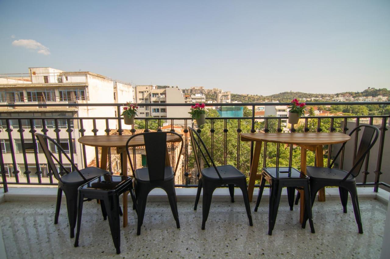 Apartamento Stunning Acropolis View - 500M Metro - At Historical Center Atenas Exterior foto